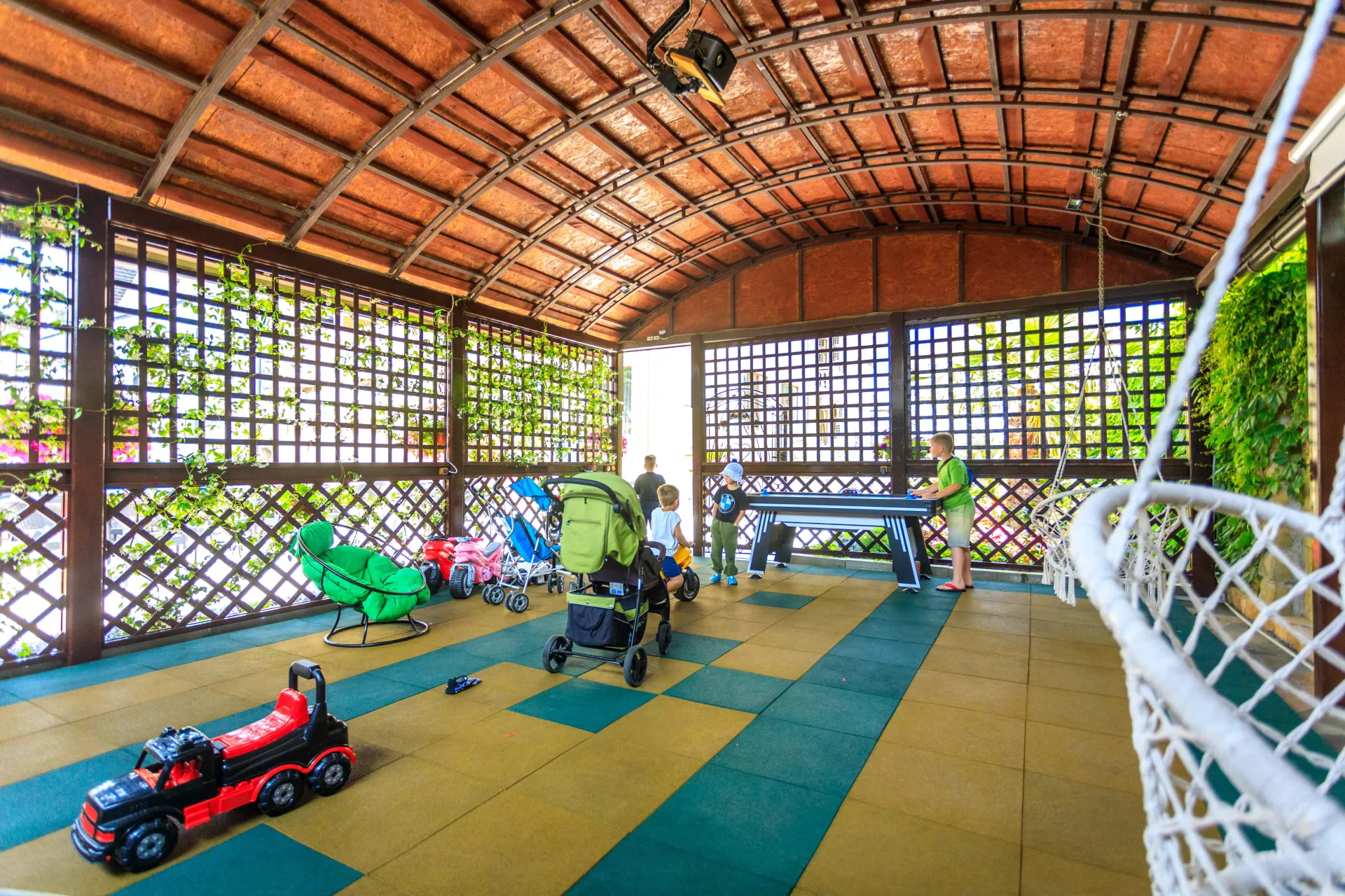 Детская площадка